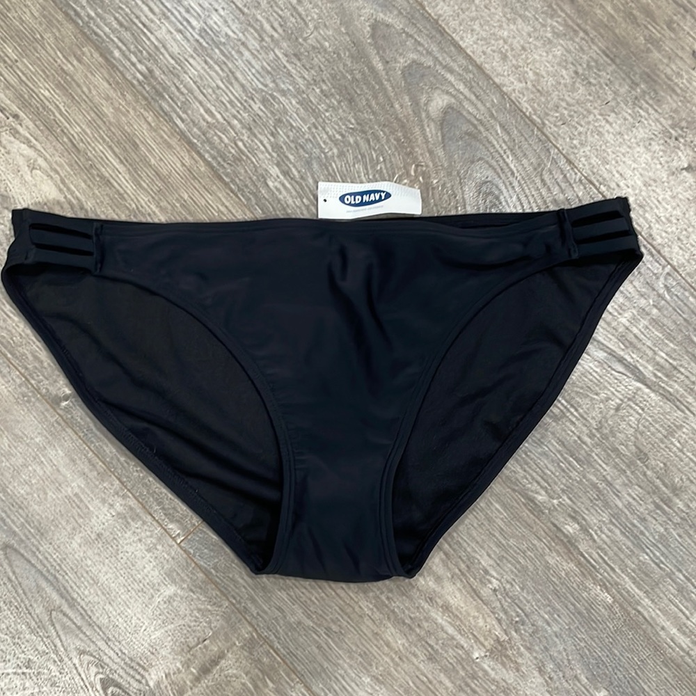 Old navy bikini briefs large